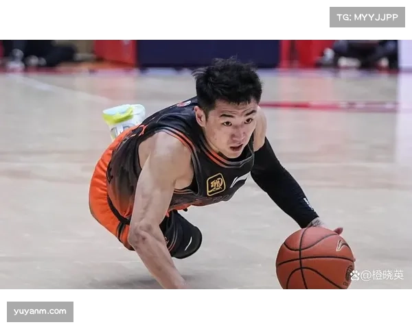 山东高速高诗岩斩获三双数据 克里斯24+14统治禁区助队大胜